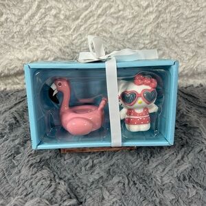 HELLO KITTY Swimsuit and Flamingo Float Salt & Pepper Shaker Blue Sky Set